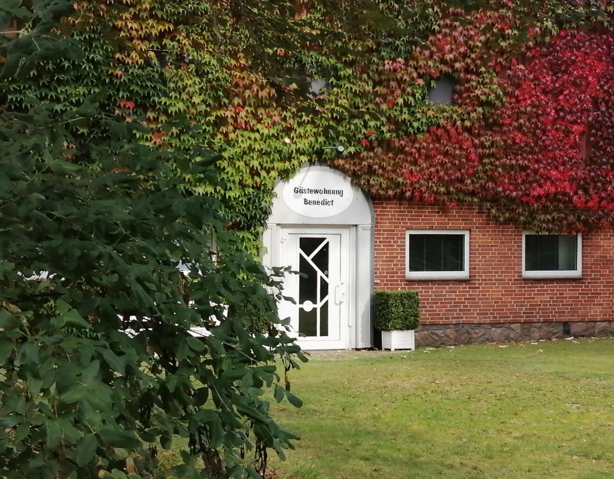 Ferienwohnung Benedict, Norbert Klein Rheide Exterior foto